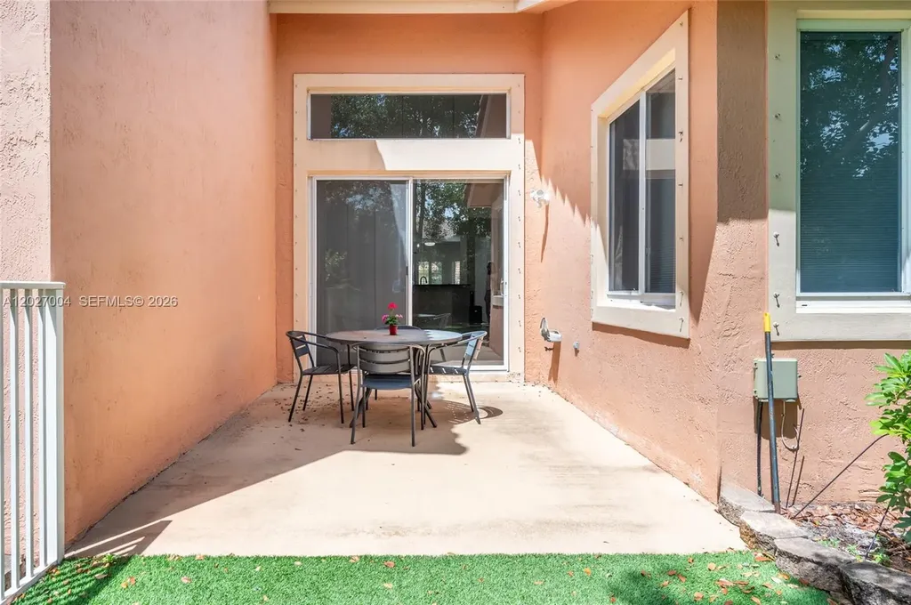 5613 NW 125th Avenue Coral Springs FL 33076