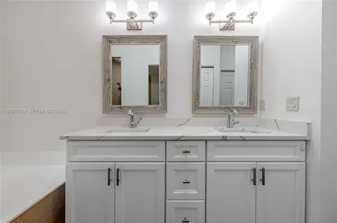 5613 NW 125th Avenue Coral Springs FL 33076