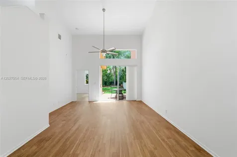 5613 NW 125th Avenue Coral Springs FL 33076