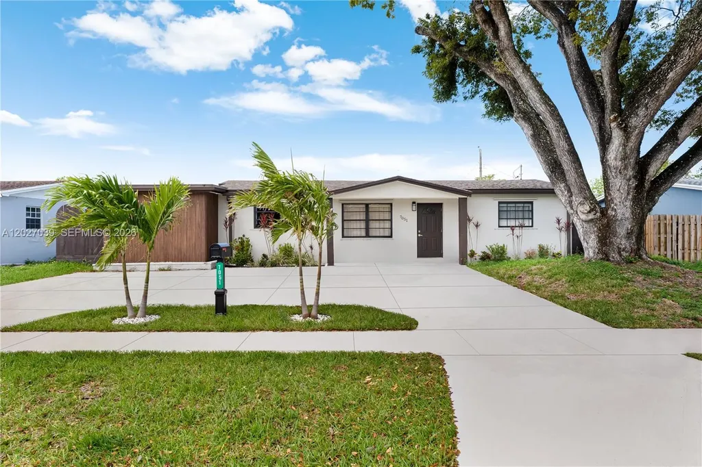 7051 Tyler Street Hollywood FL 33024