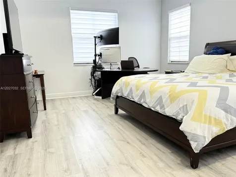 10060 NW 86th Terrace Doral FL 33178