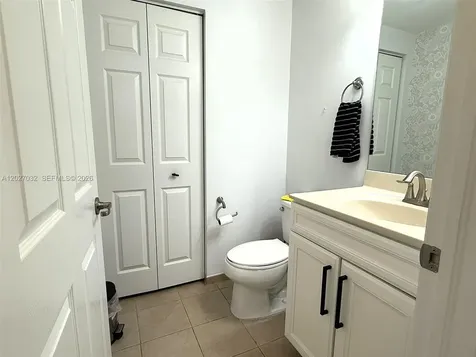 10060 NW 86th Terrace Doral FL 33178