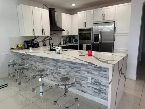 10060 NW 86th Terrace Doral FL 33178