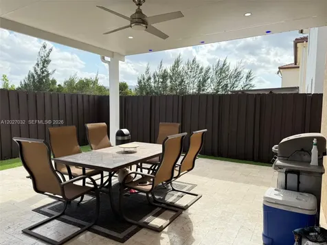 10060 NW 86th Terrace Doral FL 33178