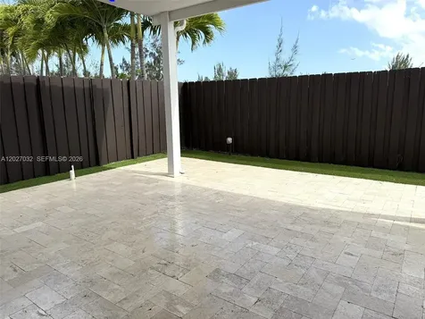 10060 NW 86th Terrace Doral FL 33178