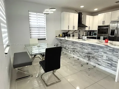 10060 NW 86th Terrace Doral FL 33178
