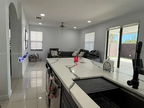 10060 NW 86th Terrace Doral FL 33178