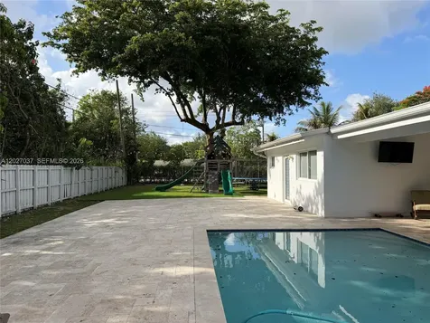 12800 SW 82nd Court Pinecrest FL 33156