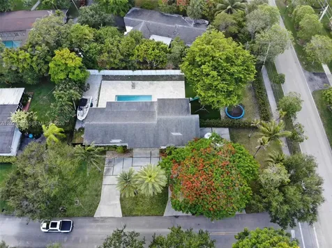 12800 SW 82nd Court Pinecrest FL 33156