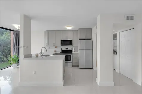 9440 W Flagler Street Miami FL 33174