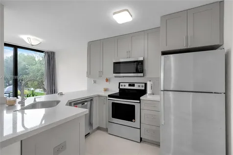 9440 W Flagler Street Miami FL 33174