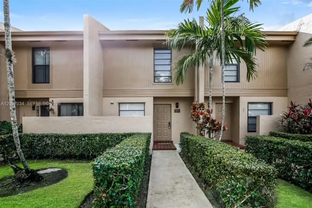 9732 NW 15th Street Pembroke Pines FL 33024