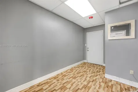 540 NW 165th St Road Miami FL 33169