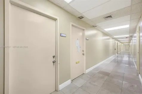 540 NW 165th St Road Miami FL 33169