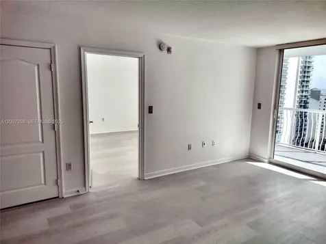 1200 Brickell Bay Drive Miami FL 33131