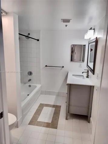 1200 Brickell Bay Drive Miami FL 33131