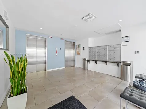 2740 SW 28th Terrace Miami FL 33133