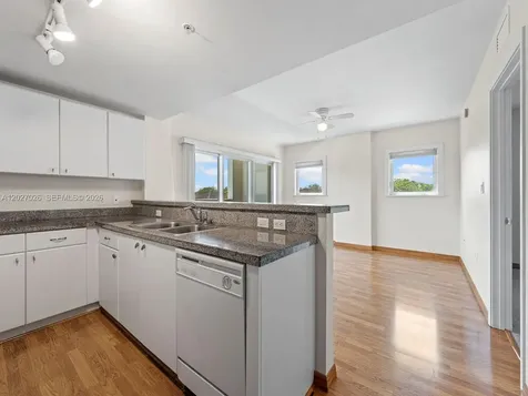 2740 SW 28th Terrace Miami FL 33133