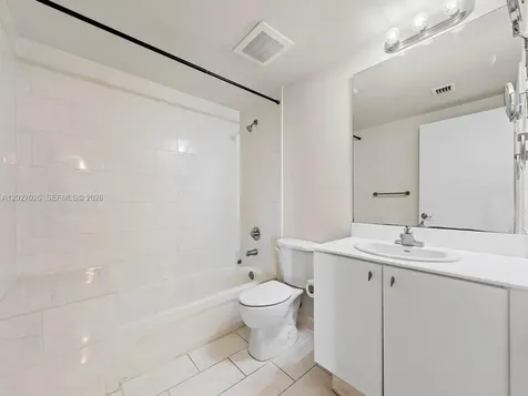 2740 SW 28th Terrace Miami FL 33133
