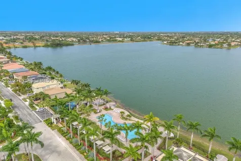 1453 SW 167th Avenue Pembroke Pines FL 33027