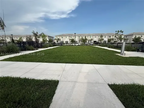 1371 SE 7th Terrace Homestead FL 33034