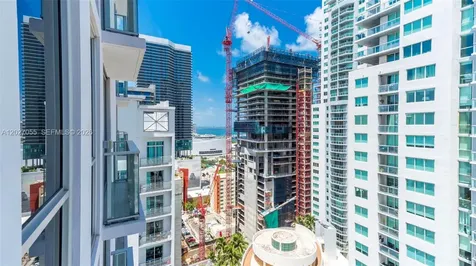 227 NE 2nd Street Miami FL 33132