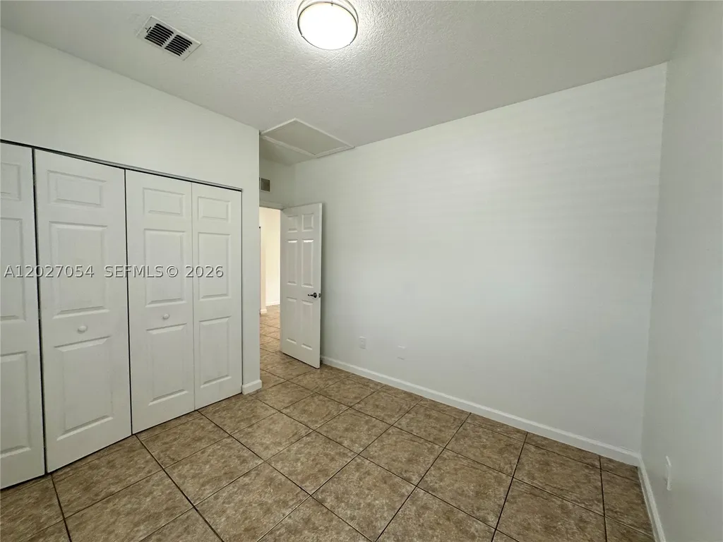 1035 NE 10th Avenue Fort Lauderdale FL 33304