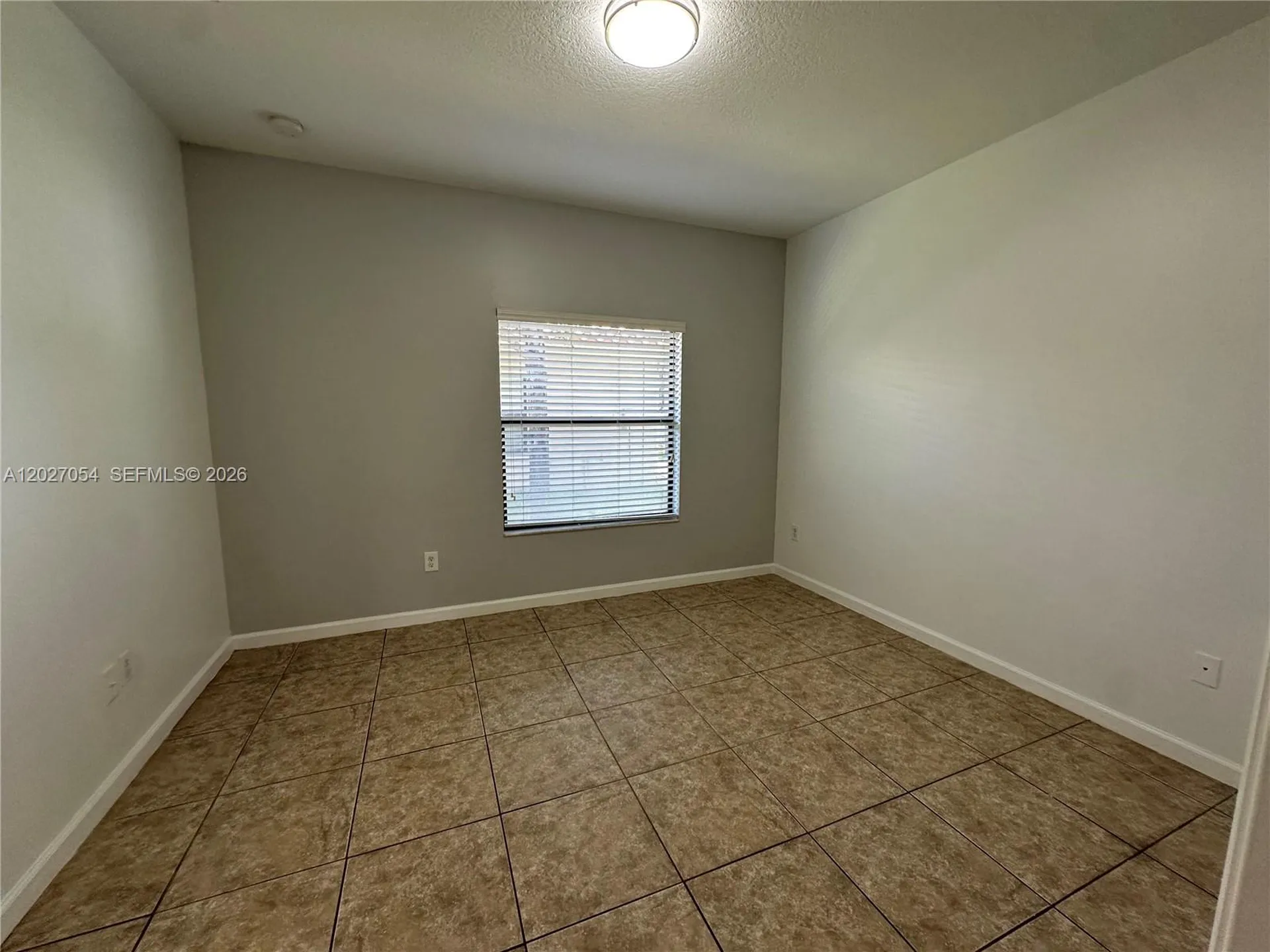 1035 NE 10th Avenue Fort Lauderdale FL 33304