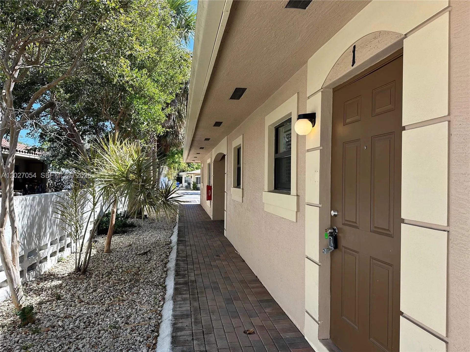 1035 NE 10th Avenue Fort Lauderdale FL 33304