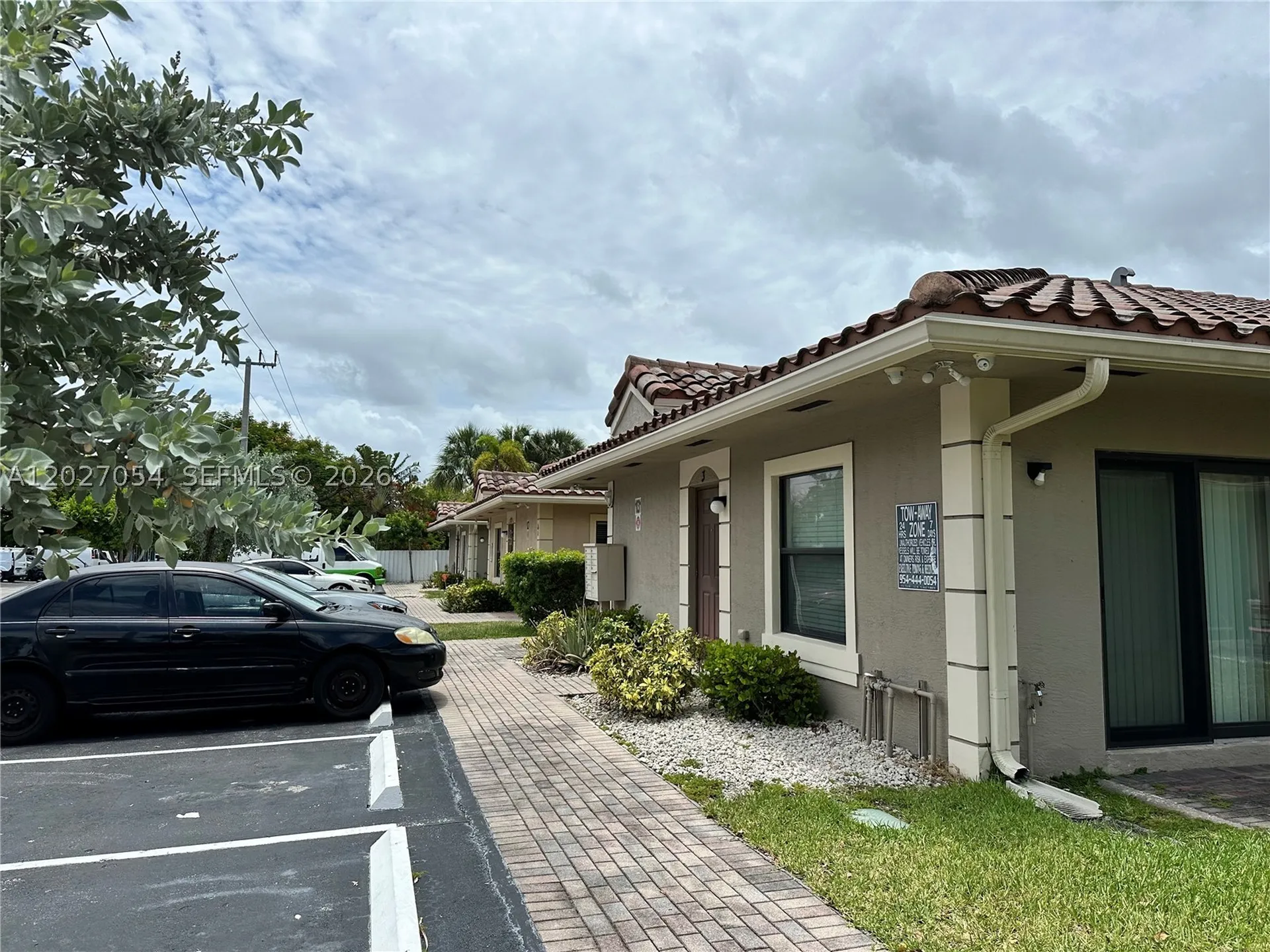 1035 NE 10th Avenue Fort Lauderdale FL 33304