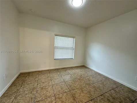 1035 NE 10th Avenue Fort Lauderdale FL 33304