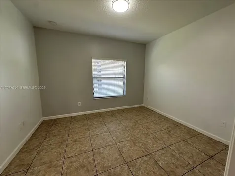 1035 NE 10th Avenue Fort Lauderdale FL 33304