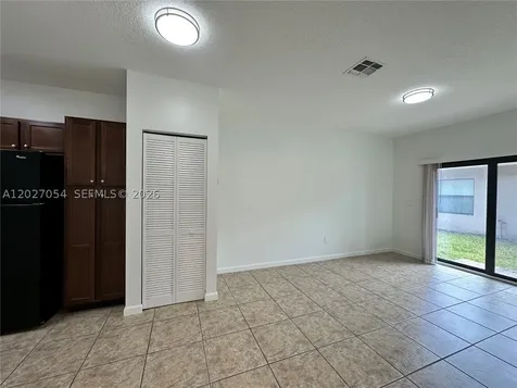 1035 NE 10th Avenue Fort Lauderdale FL 33304