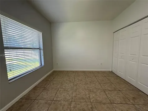 1035 NE 10th Avenue Fort Lauderdale FL 33304