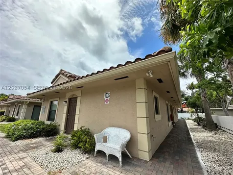 1035 NE 10th Avenue Fort Lauderdale FL 33304