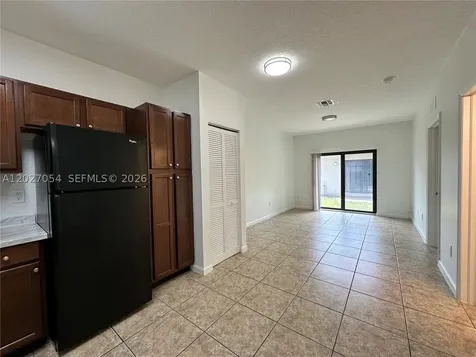 1035 NE 10th Avenue Fort Lauderdale FL 33304