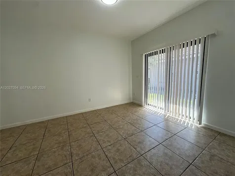 1035 NE 10th Avenue Fort Lauderdale FL 33304
