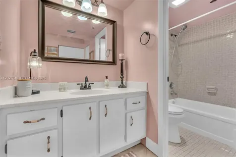 900 Saint Charles Place Pembroke Pines FL 33026