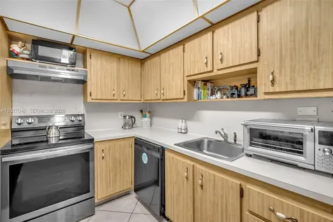 900 Saint Charles Place Pembroke Pines FL 33026
