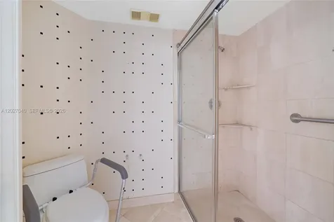 3600 Mystic Pointe Drive Aventura FL 33180