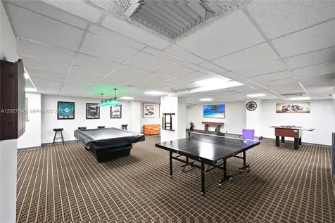 3600 Mystic Pointe Drive Aventura FL 33180