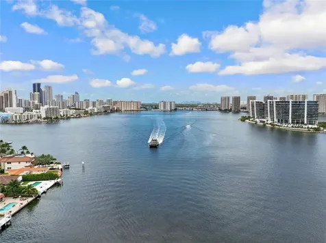 3600 Mystic Pointe Drive Aventura FL 33180