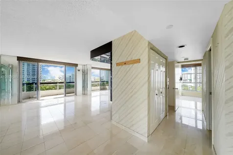 3600 Mystic Pointe Drive Aventura FL 33180