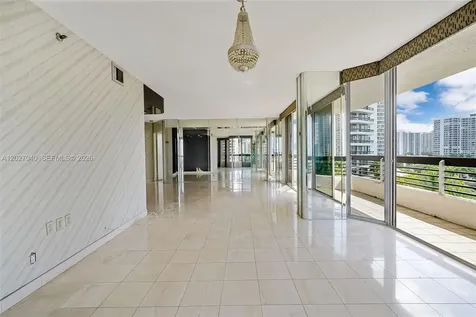 3600 Mystic Pointe Drive Aventura FL 33180