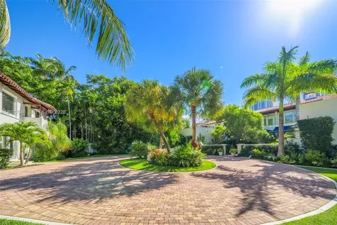 4731 Pine Tree Drive Miami Beach FL 33140