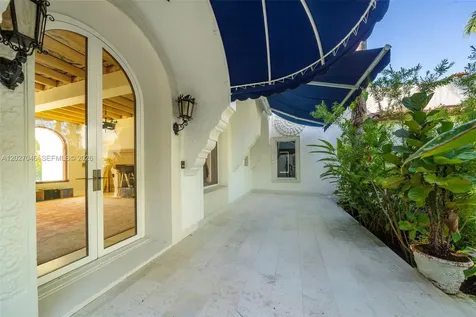 4731 Pine Tree Drive Miami Beach FL 33140