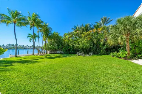 4731 Pine Tree Drive Miami Beach FL 33140
