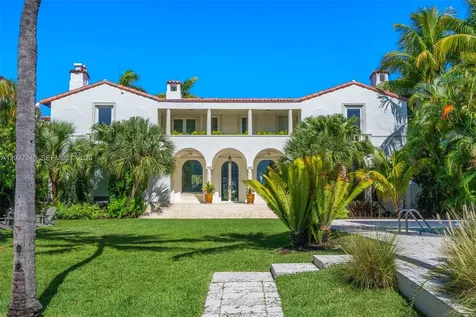 4731 Pine Tree Drive Miami Beach FL 33140