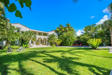 4731 Pine Tree Drive Miami Beach FL 33140