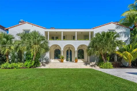 4731 Pine Tree Drive Miami Beach FL 33140